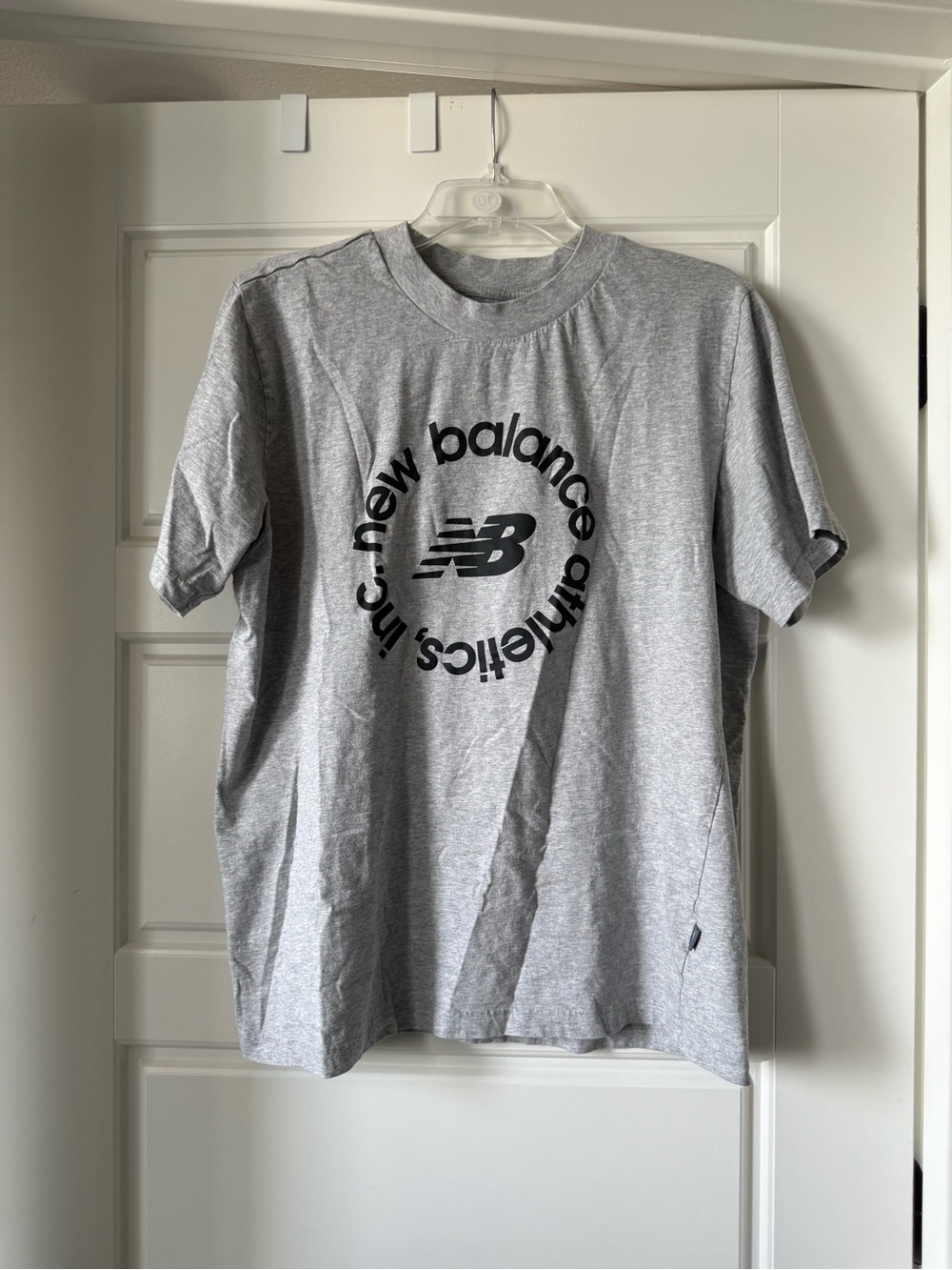 New Balance Men’s Light Gray Short-Sleeve Logo Tee - Picture 3 of 7